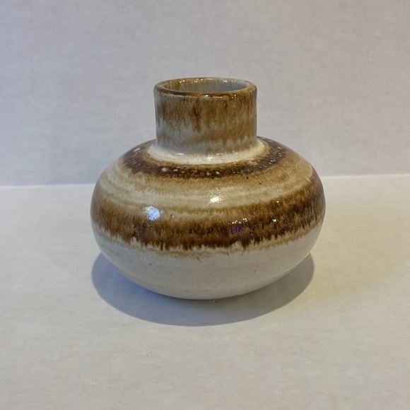 Mid-Century Modern Zaalberg Pottery Holland Small Earthenware Neutral Vase - Picture 9 of 9